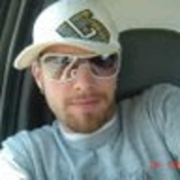 Meet your Posher, Joshua - Picture 1 of 1